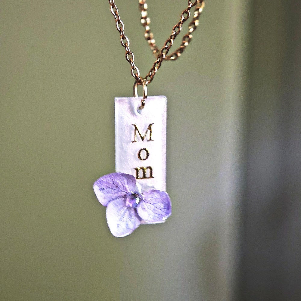 Custom Mom Necklace with Real Purple Hydrangea Flower and Gold Letters